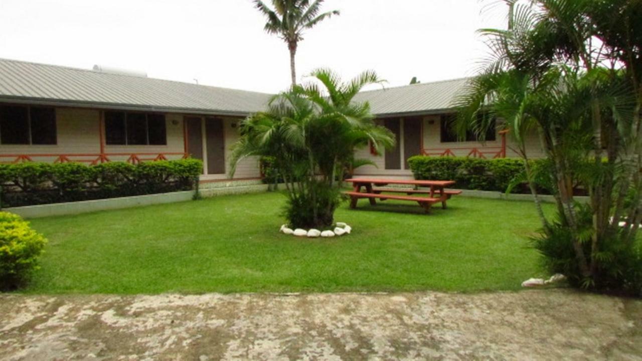 Wailoaloa Beach Resort Nadi Exteriör bild